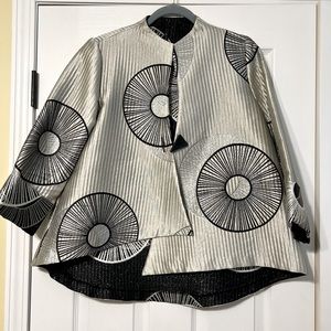 NWOT!! IC Connie jacket!